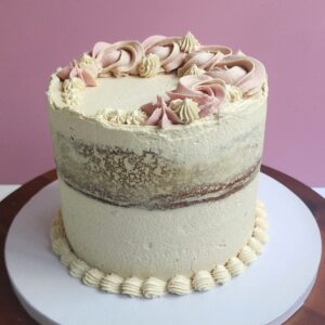 Semi Naked Vanilla Cake